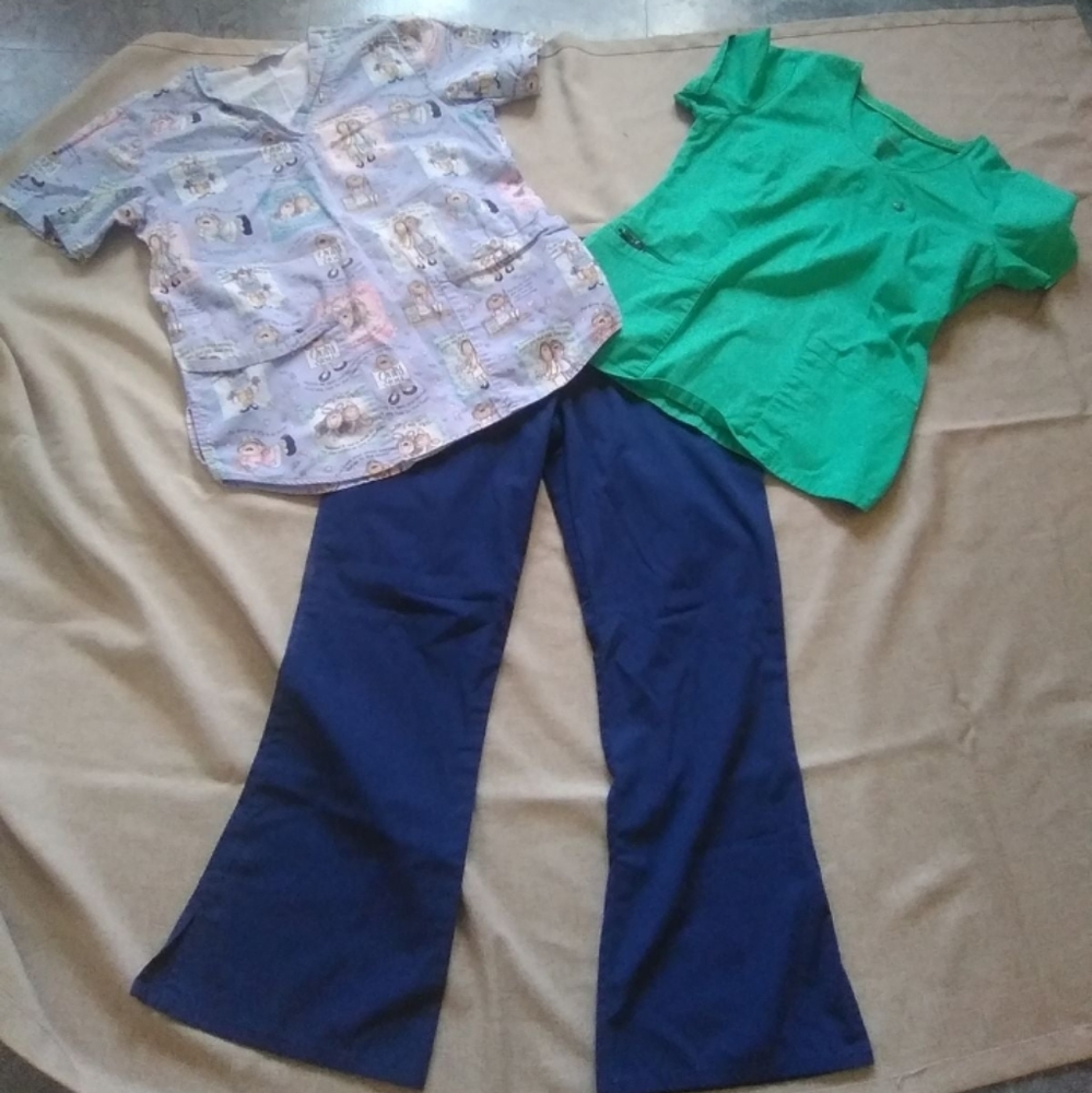 Women's Scrub Tops and scrub bottom